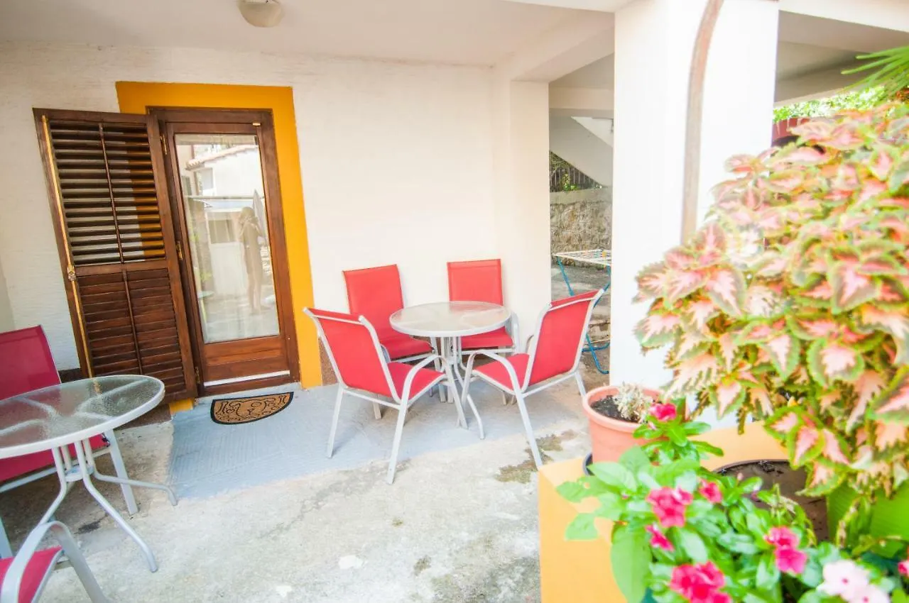 Apartments Patricija 오파티아 0*,